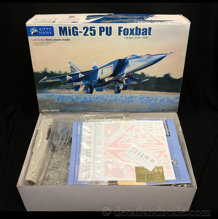 Kitty Hawk MiG-25 PU Foxbat - 1:48 Scale % - Detail and Scale tail 